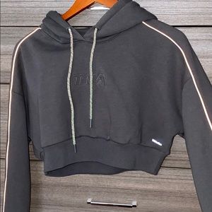 cropped hoodie